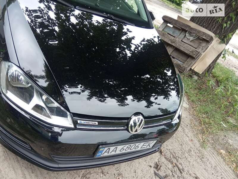Універсал Volkswagen Golf 2015 в 