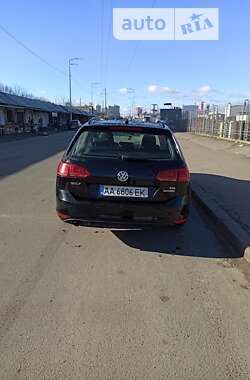 Універсал Volkswagen Golf 2015 в 