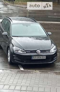 Універсал Volkswagen Golf 2015 в 