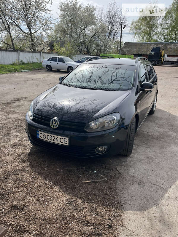 Універсал Volkswagen Golf 2012 в Ніжині