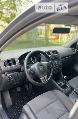 Хэтчбек Volkswagen Golf 2012 в Ивано-Франковске