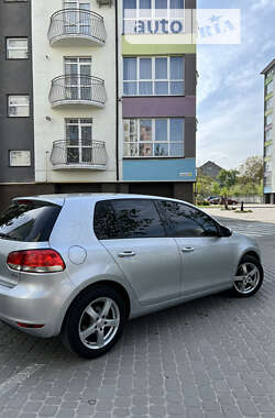 Хэтчбек Volkswagen Golf 2012 в Ивано-Франковске