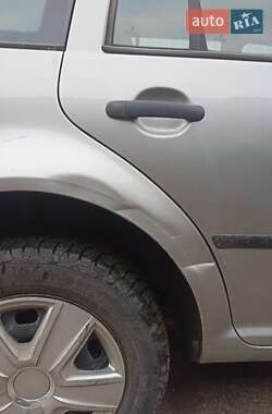 Универсал Volkswagen Golf 2001 в Тернополе