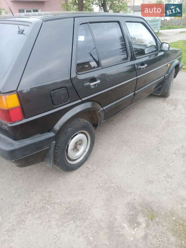 Хэтчбек Volkswagen Golf 1991 в Тысменице