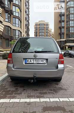 Универсал Volkswagen Golf 2003 в Киеве