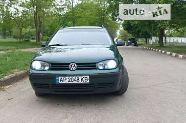 Универсал Volkswagen Golf 2001 в Запорожье
