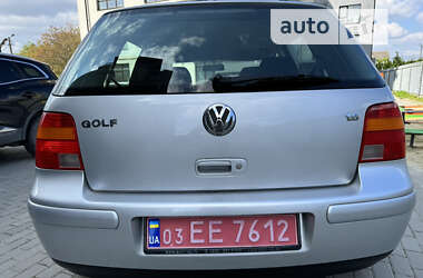 Хэтчбек Volkswagen Golf 2004 в Кременце