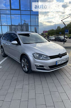 Універсал Volkswagen Golf 2013 в Івано-Франківську