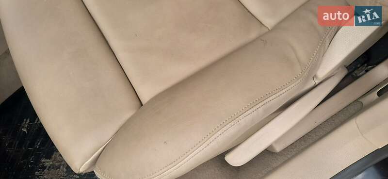 Хэтчбек Volkswagen Golf 1998 в Киеве