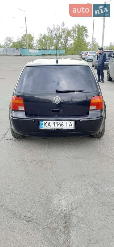 Хэтчбек Volkswagen Golf 1998 в Киеве