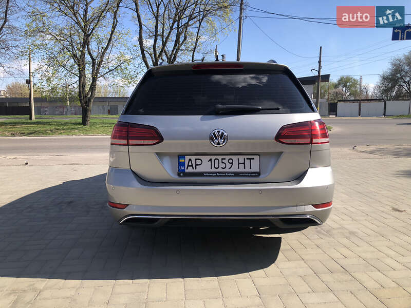 Універсал Volkswagen Golf 2017 в Запоріжжі