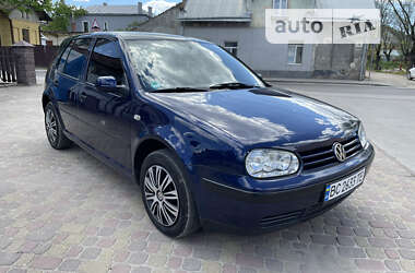 Хэтчбек Volkswagen Golf 2002 в Львове