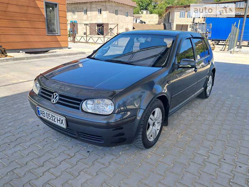 Хэтчбек Volkswagen Golf 1999 в Могилев-Подольске