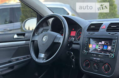 Хэтчбек Volkswagen Golf 2008 в Дрогобыче