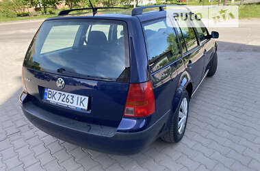 Універсал Volkswagen Golf 2001 в Дубні