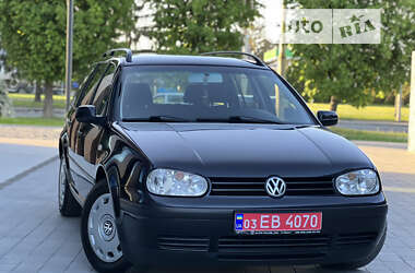 Універсал Volkswagen Golf 2002 в Луцьку