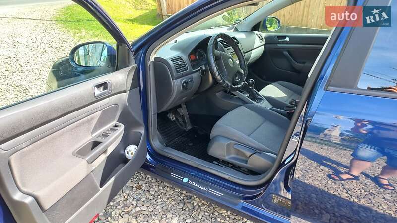 Универсал Volkswagen Golf 2008 в Кутах