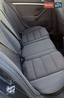 Универсал Volkswagen Golf 2009 в 