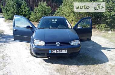 Универсал Volkswagen Golf 2002 в Славуте