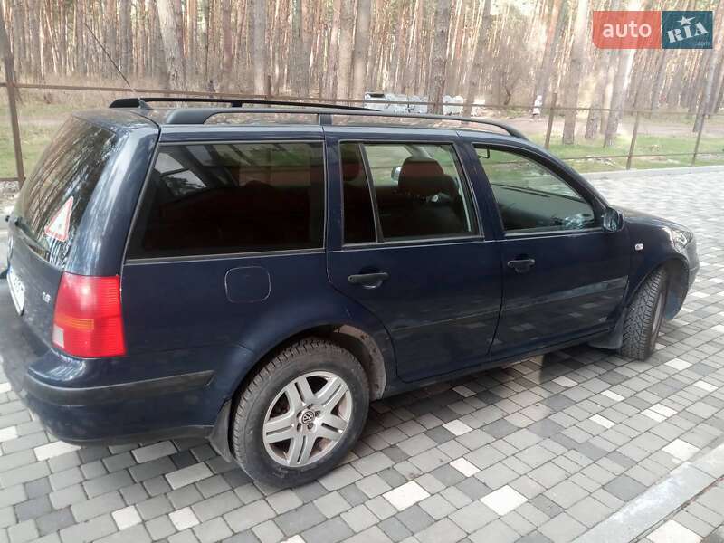 Універсал Volkswagen Golf 2002 в Славуті