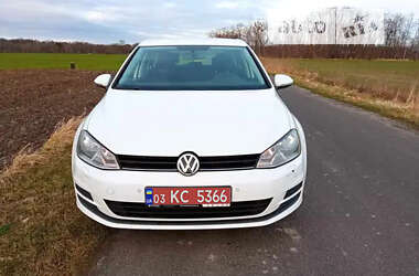 Хэтчбек Volkswagen Golf 2013 в Ужгороде