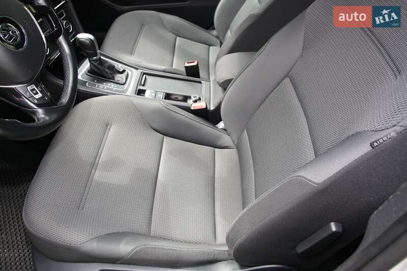 Универсал Volkswagen Golf 2017 в Кропивницком фото 15 Универсал Volkswagen Golf 2017 в Кропивницком
