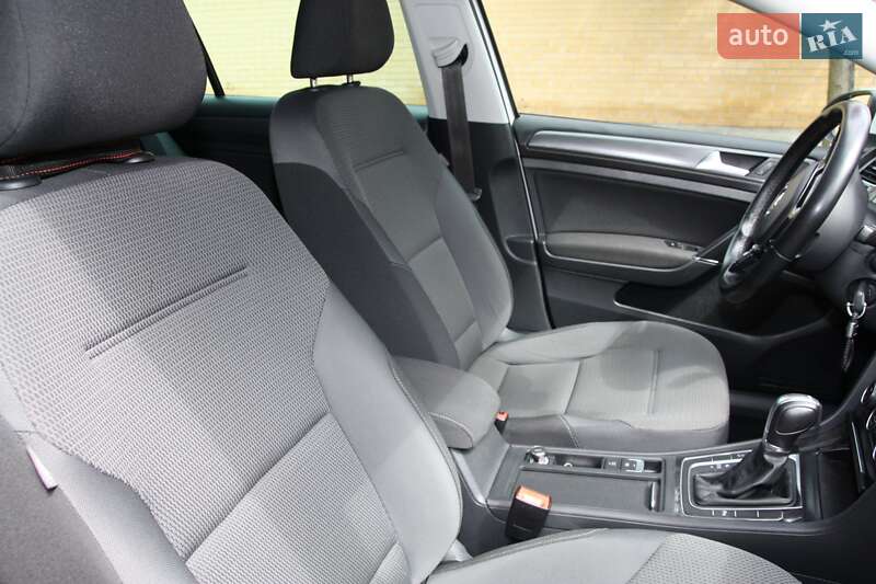Универсал Volkswagen Golf 2017 в Кропивницком фото 19 Универсал Volkswagen Golf 2017 в Кропивницком