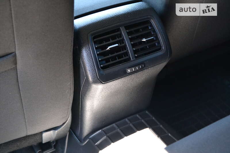 Універсал Volkswagen Golf 2019 в Дубні