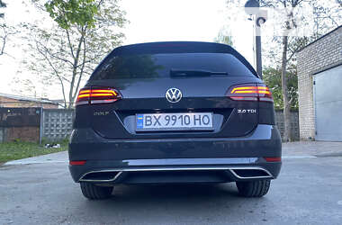 Универсал Volkswagen Golf 2018 в Шепетовке