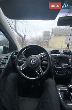 Хэтчбек Volkswagen Golf 2011 в Полтаве