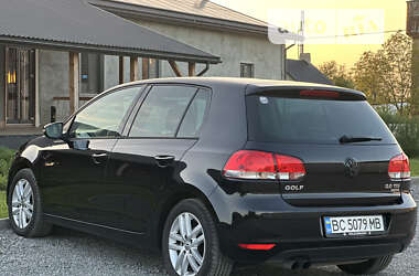 Хетчбек Volkswagen Golf 2012 в Дрогобичі