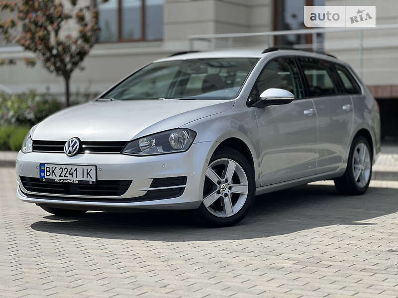 Універсал Volkswagen Golf 2015 в Одесі