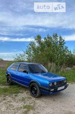 Хэтчбек Volkswagen Golf 1984 в Чуднове