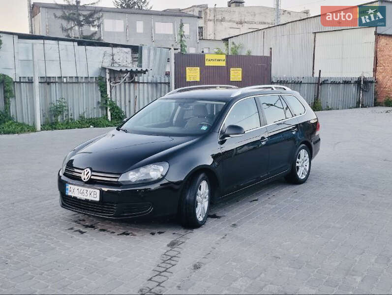 Универсал Volkswagen Golf 2012 в Харькове