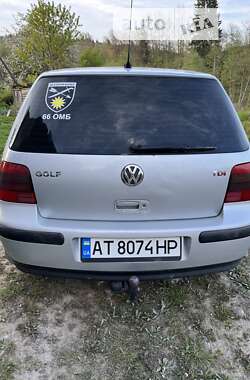 Хэтчбек Volkswagen Golf 2000 в Рахове