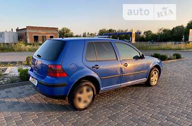 Хетчбек Volkswagen Golf 1999 в Береговому