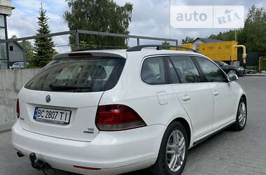 Универсал Volkswagen Golf 2010 в Львове