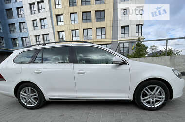 Универсал Volkswagen Golf 2010 в Львове