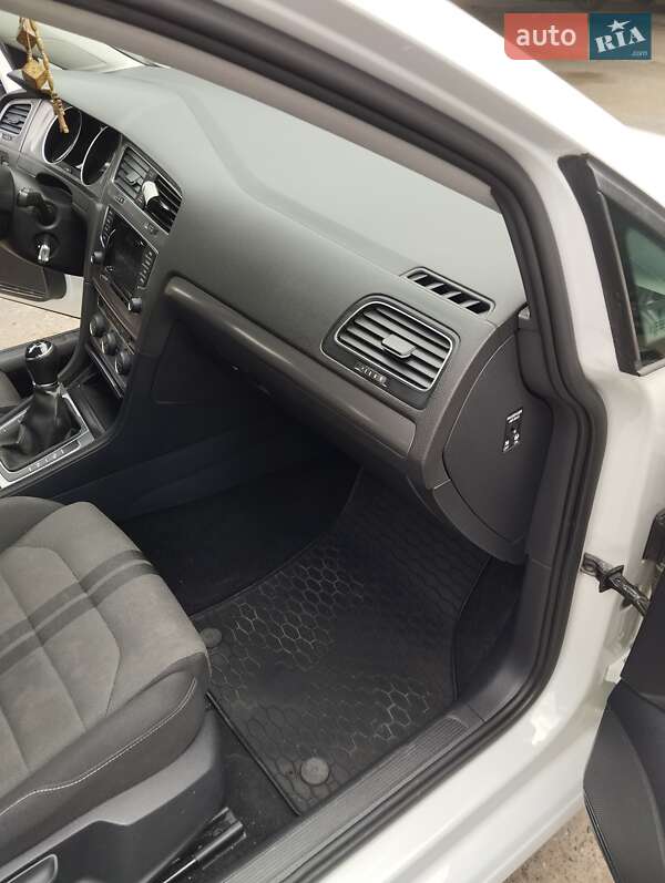 Универсал Volkswagen Golf 2014 в Одессе фото 15 Универсал Volkswagen Golf 2014 в Одессе