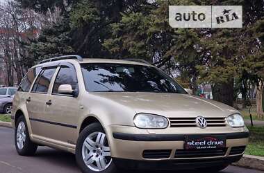 Універсал Volkswagen Golf 2002 в Миколаєві