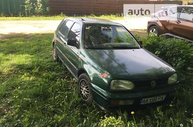Хэтчбек Volkswagen Golf 1995 в Киеве