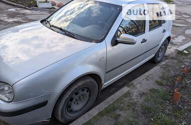 Хэтчбек Volkswagen Golf 2001 в Тернополе