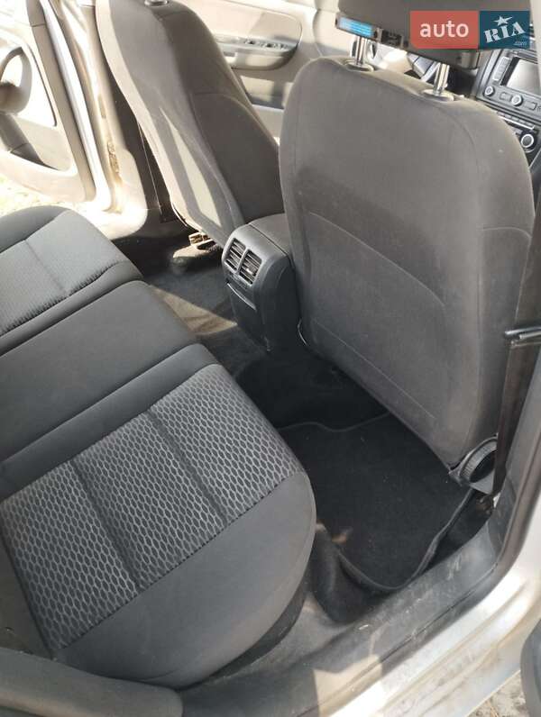 Універсал Volkswagen Golf 2012 в Полтаві