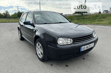 Хетчбек Volkswagen Golf 2000 в Вінниці