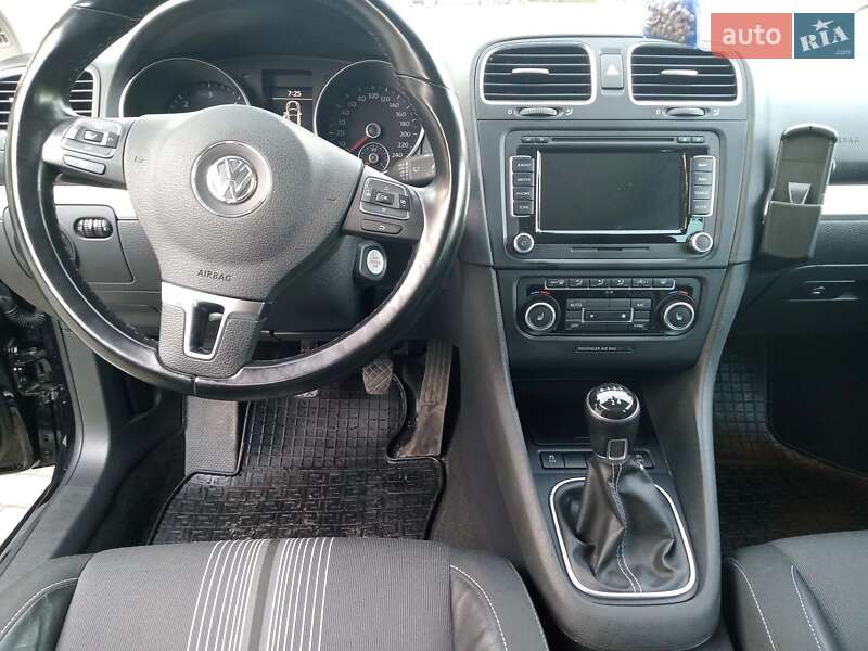 Универсал Volkswagen Golf 2013 в Першотравенске фото 12 Универсал Volkswagen Golf 2013 в Першотравенске