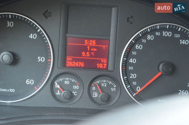 Универсал Volkswagen Golf 2008 в Сокирянах