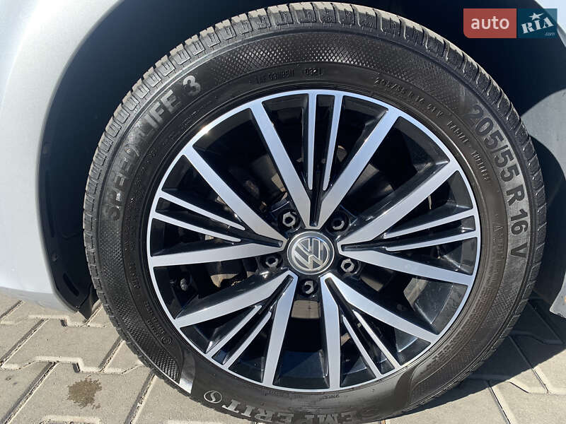 Универсал Volkswagen Golf 2016 в Ирпене фото 7 Универсал Volkswagen Golf 2016 в Ирпене