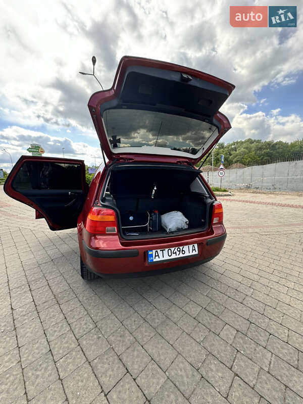 Хэтчбек Volkswagen Golf 1999 в Ивано-Франковске