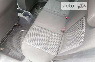 Хетчбек Volkswagen Golf 2008 в Ірпені