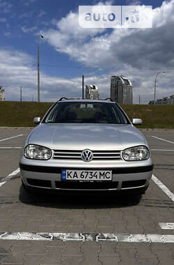 Универсал Volkswagen Golf 1999 в Киеве